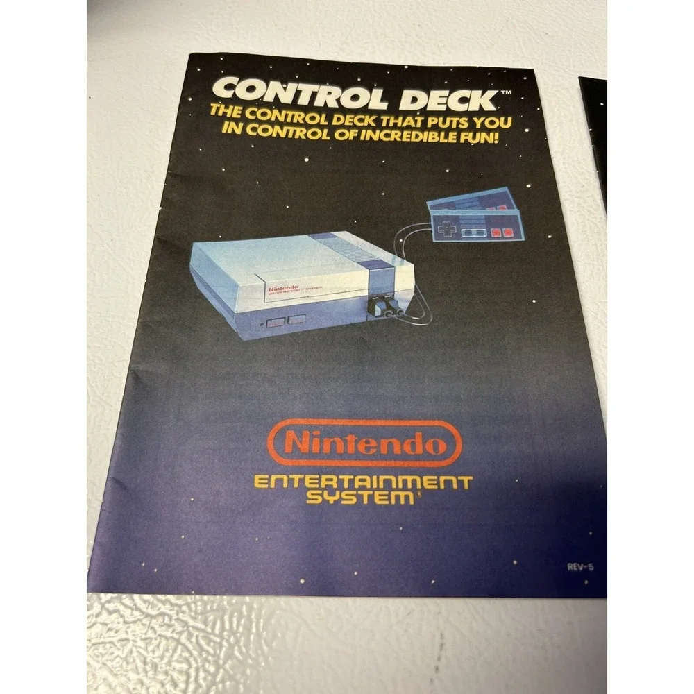 Nintendo Control Deck And Zapper Manual Plug Into The Power Insert Mint Cond